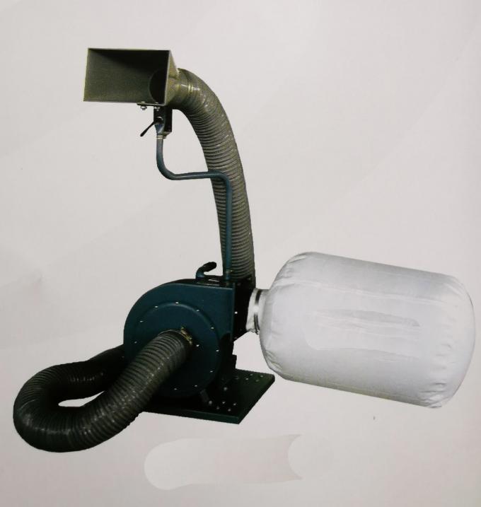 電気集じん器機械塵のクリーニング用具