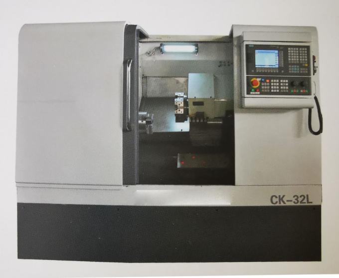 プログラム制御 システムが付いている電気CNCの金属の旋盤Mt6の高精度CNCの旋盤 3
