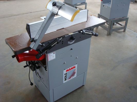 600mm Thicknesserの木工業機械油圧産業木製のプレーナー