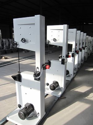710mmは14インチの木製の切断バンド頑丈な縦バンド鋸機械を見た