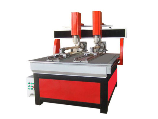 機械を切り分ける高さ120mm CNCのルーター機械Ql1218ステッピング モーターCNC
