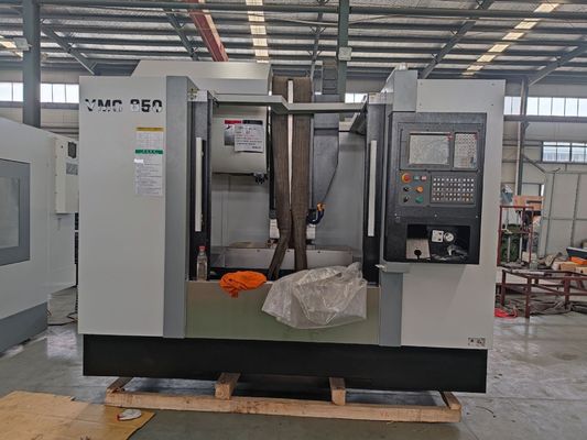縦CNC機械ROHS CNCの製粉および鋭い中心を働かせる金属