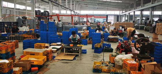 傘ギヤ木製の旋盤のチャックは3mmLレンチとの木工業に用具を使う