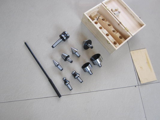 4顎の木製の旋盤の旋盤の付属品の木製の旋盤のチャック セットを工具セット