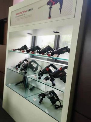 DIYのタイプ小型回状はコードレス金属をカスタマイズ可能な色を切ることを見た