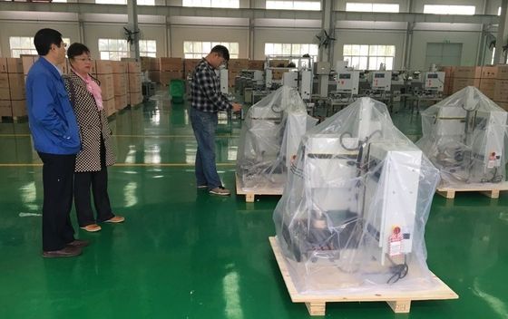 Drilling&Milling小型木製の処理の機械