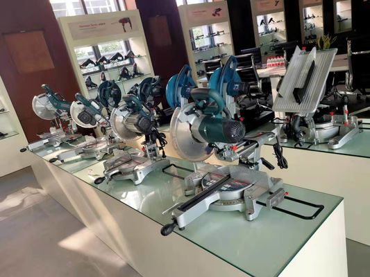 50Hz金属の切断の打抜き切断工具は電気金属の打抜き切断工具の切断を滑らかにする